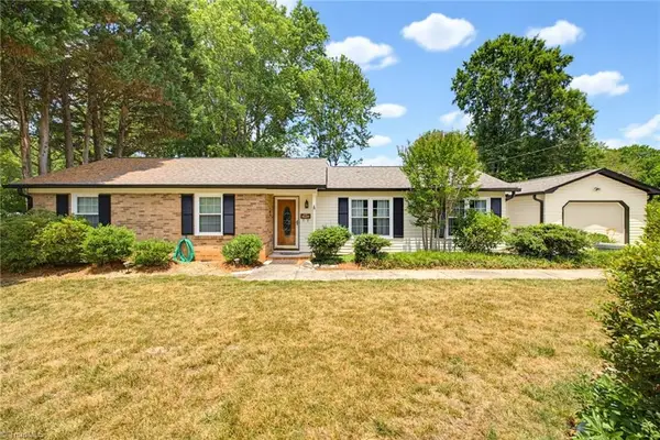 4811 Spilsby Lane, Winston-Salem, NC 27104