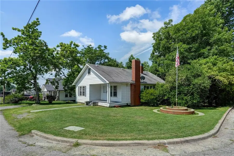 395 N Park Street, Asheboro, NC 27203 - #2