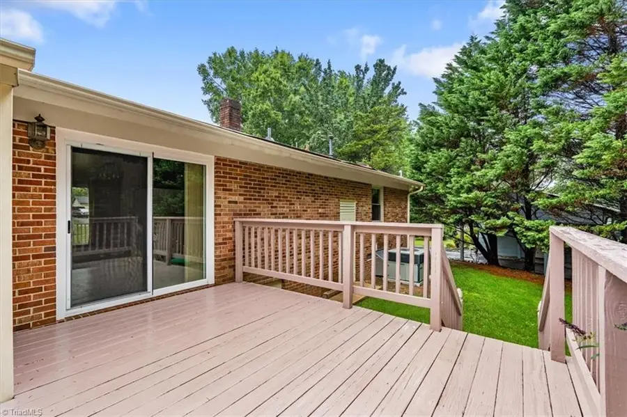 3404 Rolling Road, High Point, NC 27265 - #3