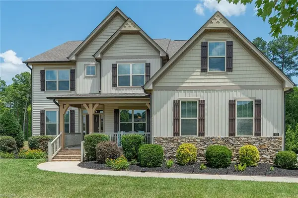 501 Lauryn Waverly Way, Greensboro, NC 27455