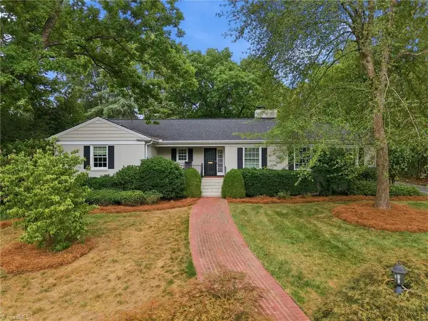 2208 Granville Road, Greensboro, NC 27408