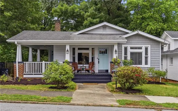 110 W Devonshire Street, Winston-Salem, NC 27127