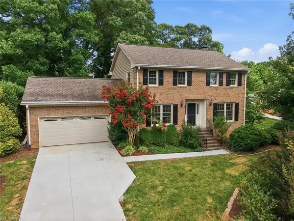 106 Stafford Oak Road, Jamestown, NC 27282