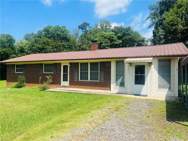 3844 Nc 268, Siloam, NC 27047