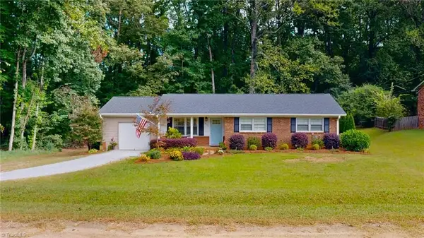 9477 Morton Drive, Kernersville, NC 27284