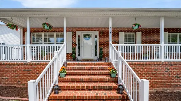108 Larkspur Lane, Thomasville, NC 27360