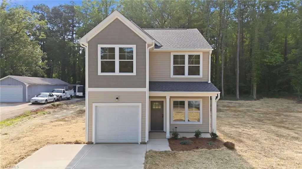 122 Maplewood Avenue, Thomasville, NC 27360 - #1