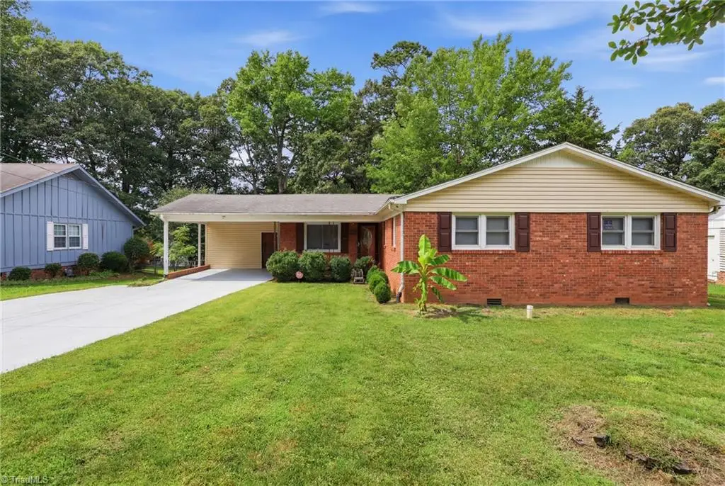 1609 Seven Oaks Place, High Point, NC 27265 - #1
