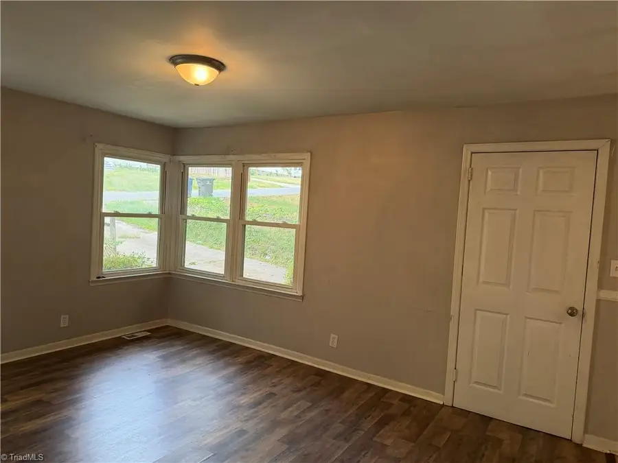 3631 Yale Avenue, Winston Salem, NC 27107 - #3