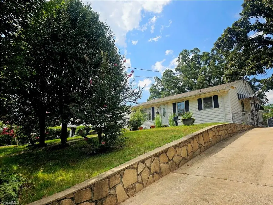 31 25th Street, Winston Salem, NC 27105 - #2