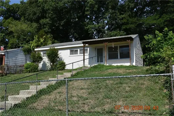 1410 Town Street, Greensboro, NC 27407