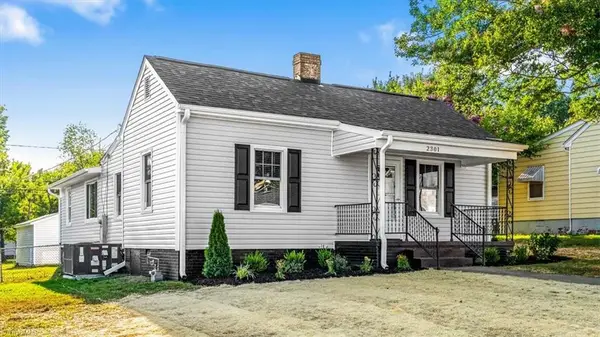 2301 Maple Street, Greensboro, NC 27405