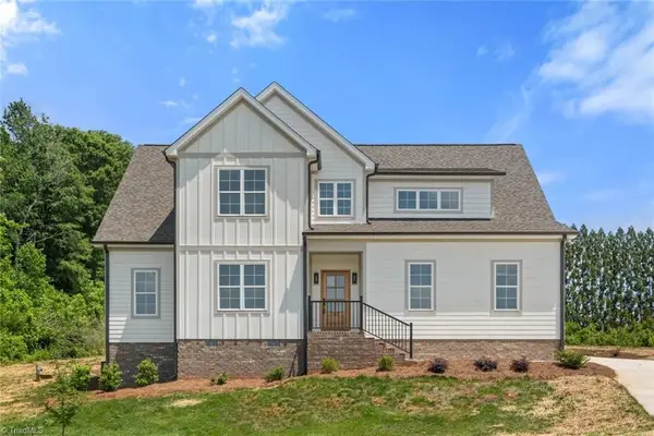 153 Summerlyn Drive, Mocksville, NC 27028
