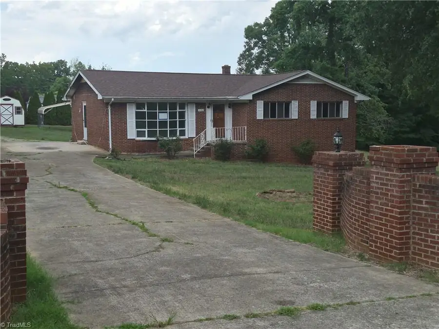 3150 Wentworth Street, Reidsville, NC 27320 - #2