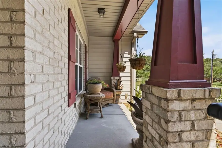 521 Croydon Lane, Winston Salem, NC 27107 - #3