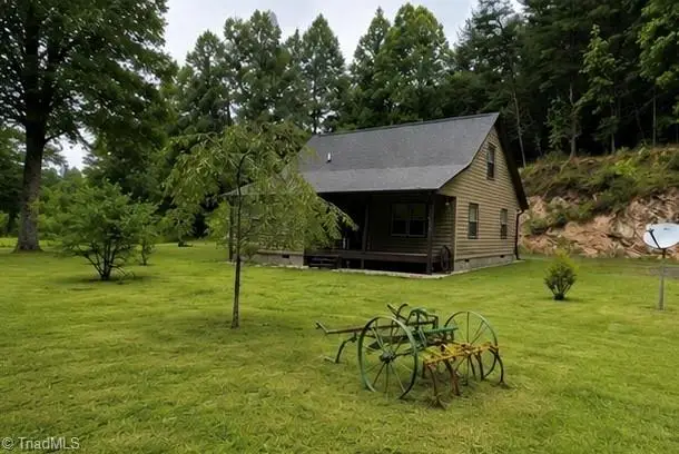 5020 Old Nc Highway 16, Millers Creek, NC 28651 - #3