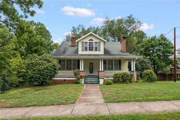 702 Granville Drive Sw, Winston-Salem, NC 27101
