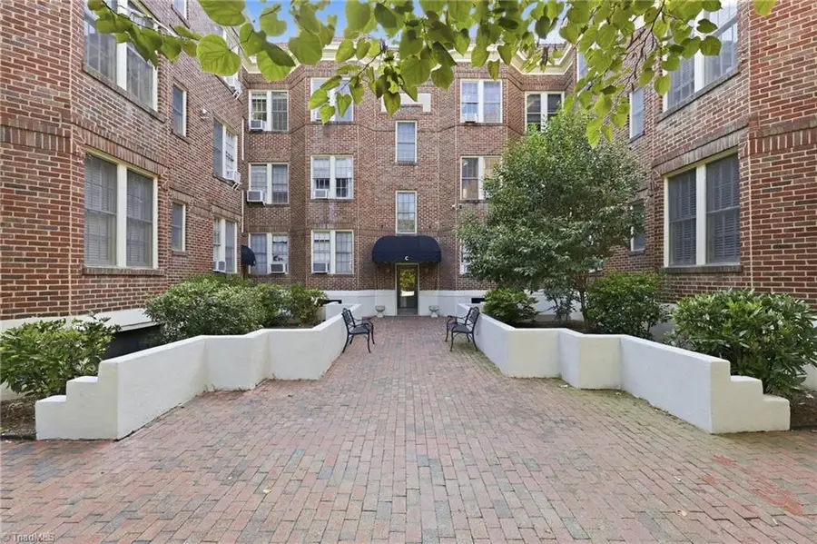 828 Elm Street #C4, Greensboro, NC 27401 - #2