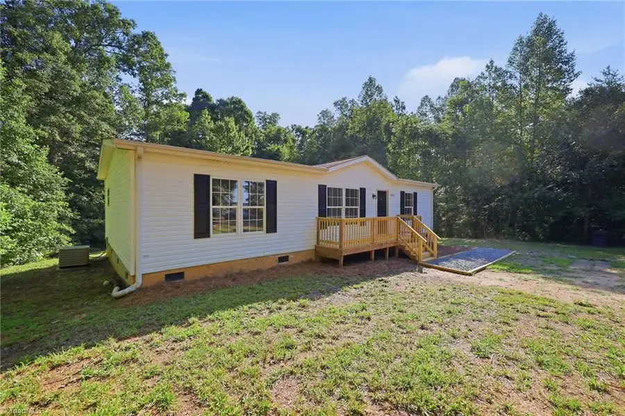 7623 Salem Chapel Road, Walnut Cove, NC 27052 - #3