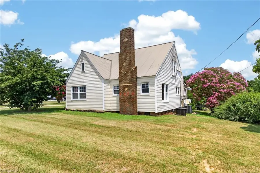 2441 Cunningham Road, Thomasville, NC 27360 - #3