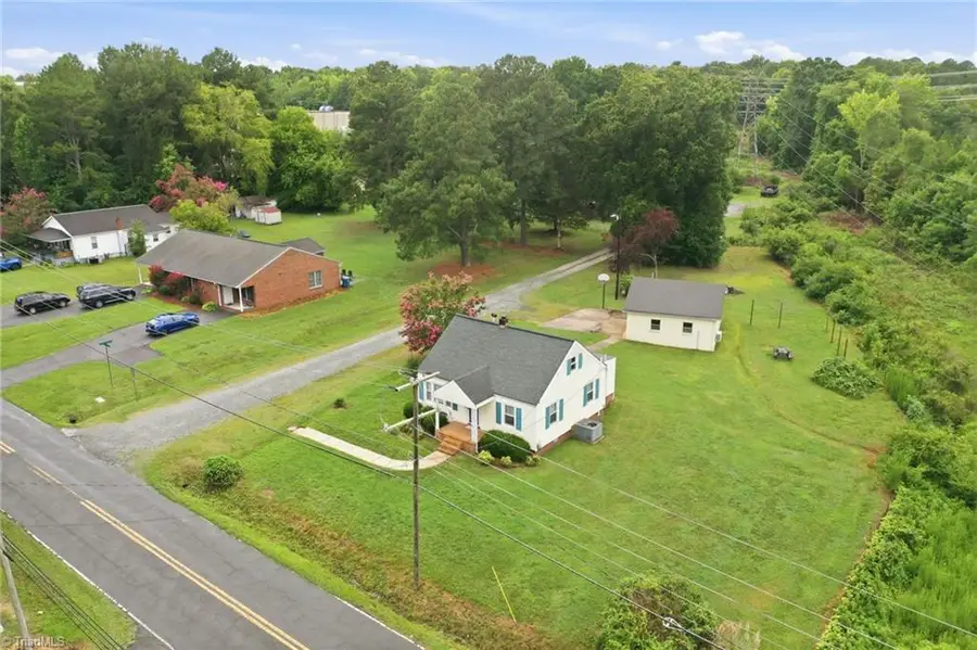 404 Glen Raven Road, Burlington, NC 27217 - #3