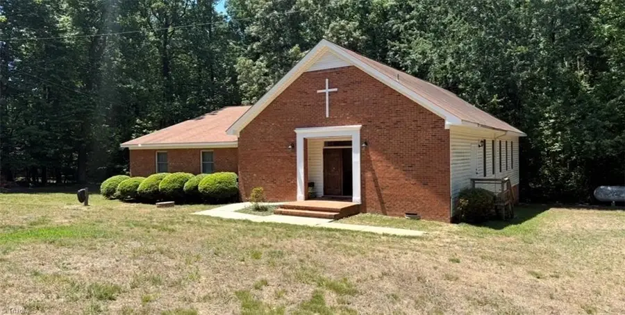 8001 Hillhaven Court, Browns Summit, NC 27214 - #2