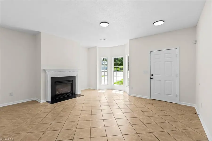 2215 Bradford Glen Circle, Winston Salem, NC 27107 - #3