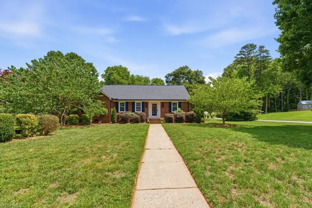 925 Branchwood Drive, Kernersville, NC 27284 - #1