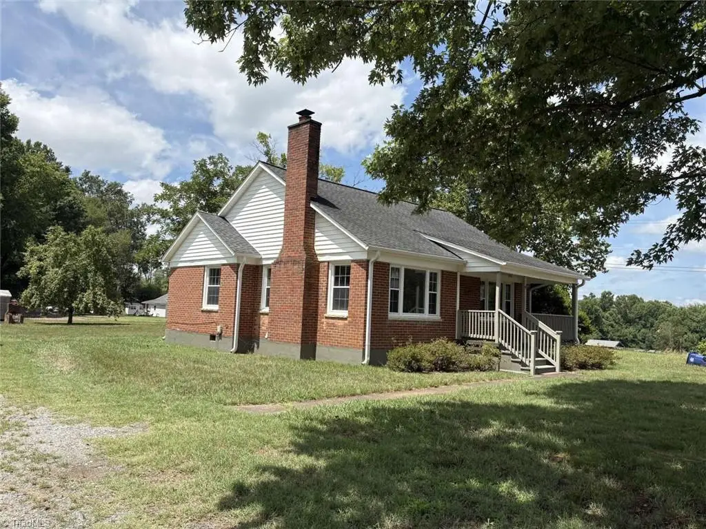 206 Grover Street, Winston Salem, NC 27101 - #1