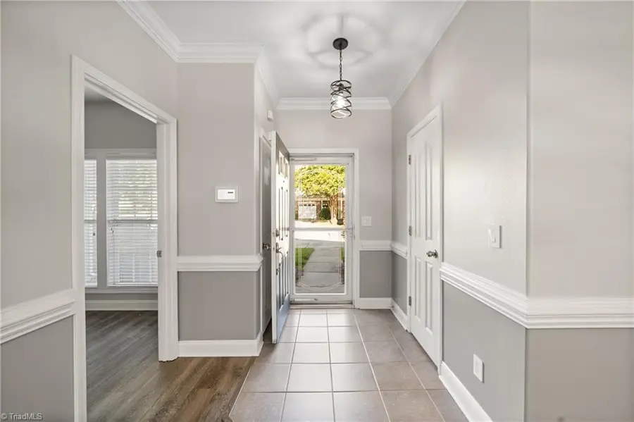 5817 Fox Point Circle, Winston Salem, NC 27104 - #3