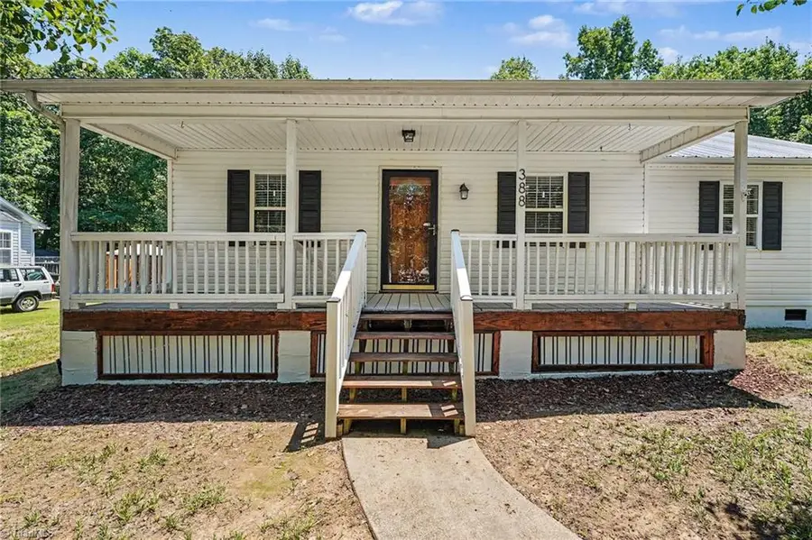 388 Meadow Lark Lane, Thomasville, NC 27360 - #3