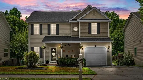 2208 Matthew Oaks Court, Greensboro, NC 27405
