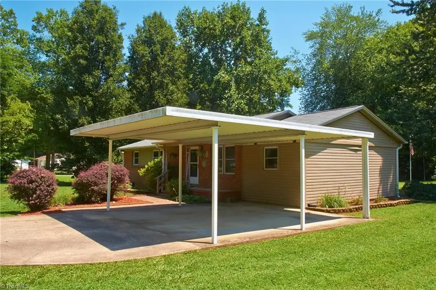 116 Bridlewood Avenue, High Point, NC 27265 - #3