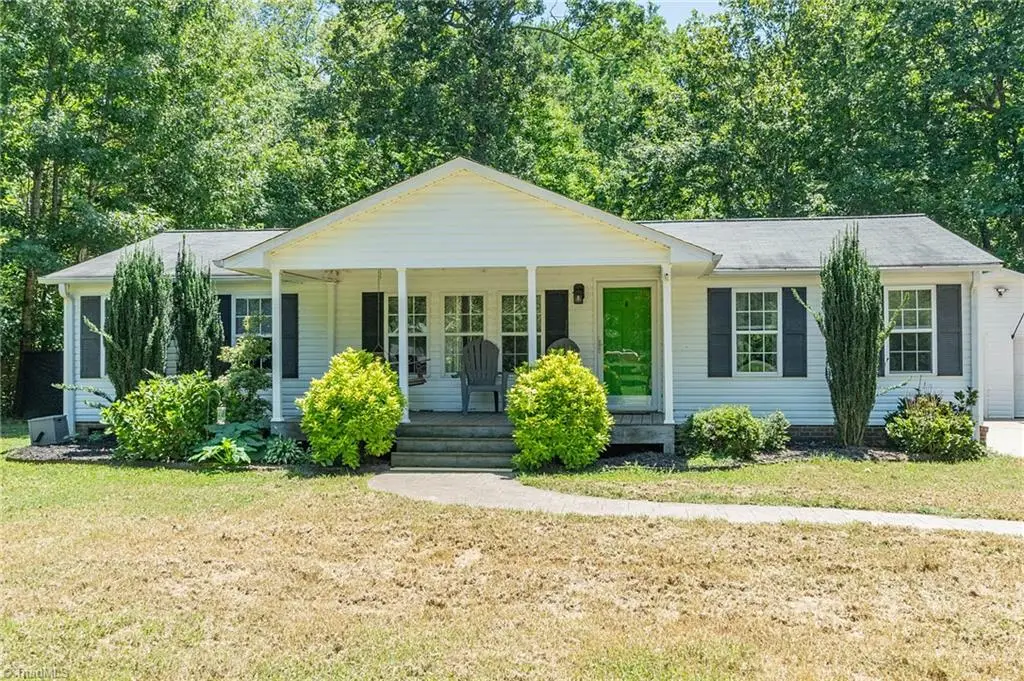 445 Lester Drive, Lexington, NC 27292 - #1