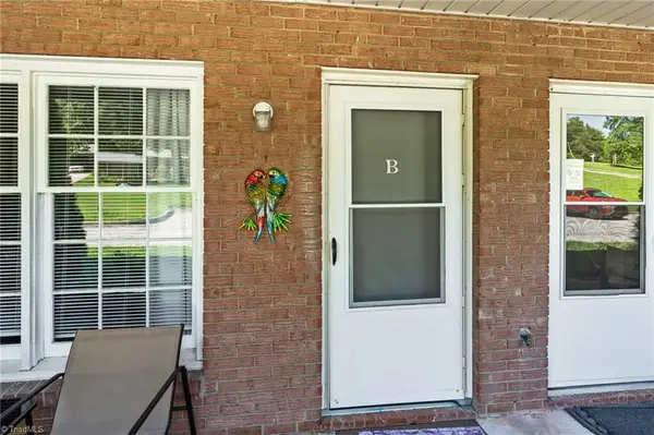 1107 Robin Hood Road #B, High Point, NC 27262