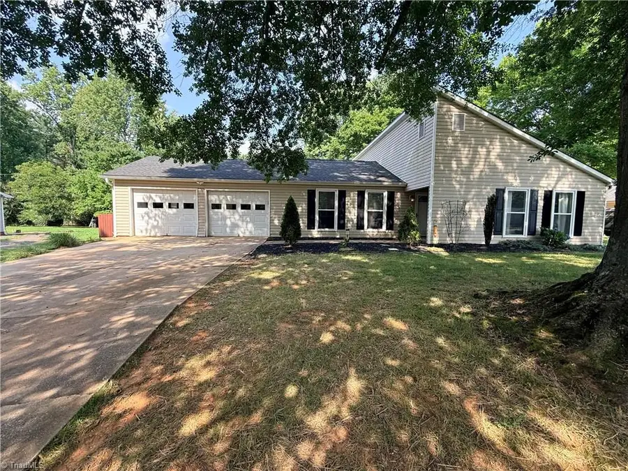 471 Raven Ridge Drive, Kernersville, NC 27284 - #2