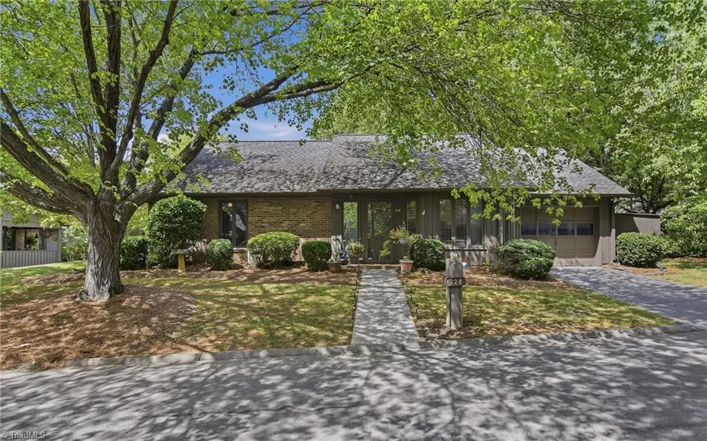 228 Barrington Place, Winston Salem, NC 27104 - #1