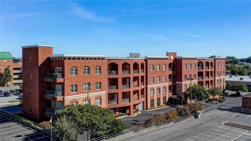 113 Church Street #305, Greensboro, NC 27401 - #1