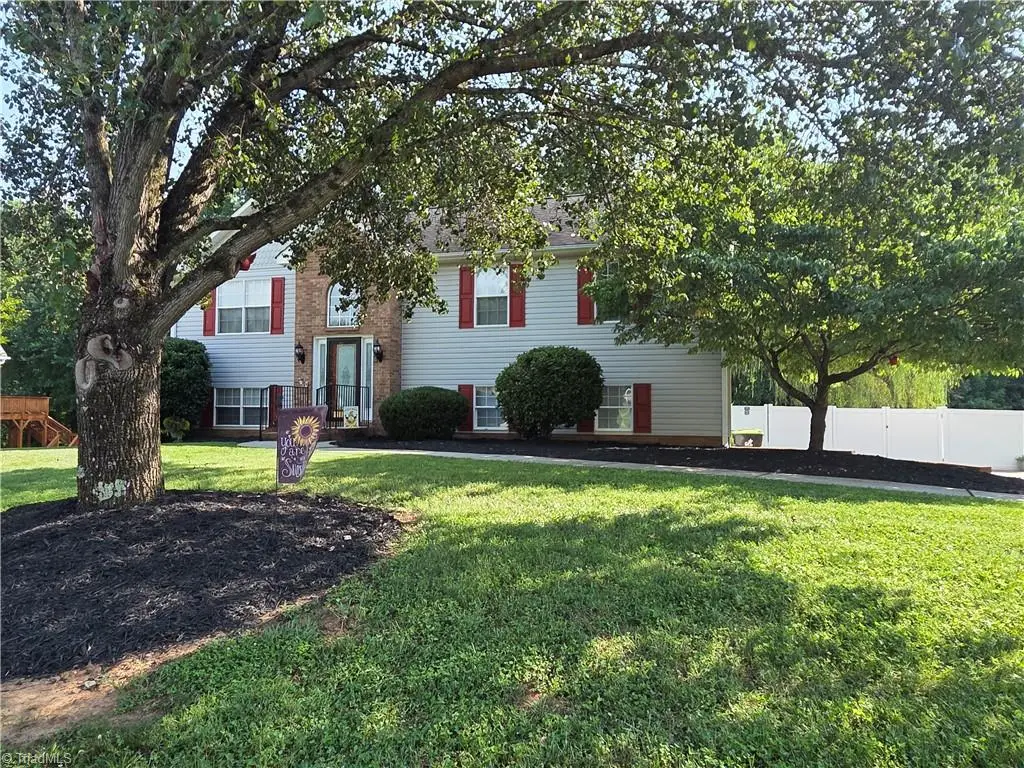 120 Hazelwood Court, Lexington, NC 27295 - #1