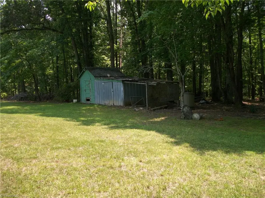 540 Nc Highway 700, Eden, NC 27288 - #3