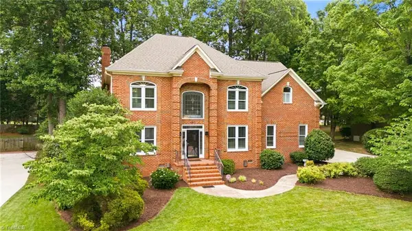 4911 Setter Court, Jamestown, NC 27282