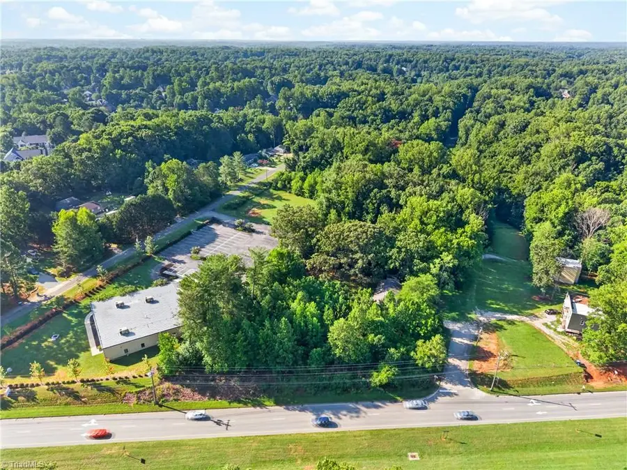 5005 W Wendover Avenue, Jamestown, NC 27282 - #2