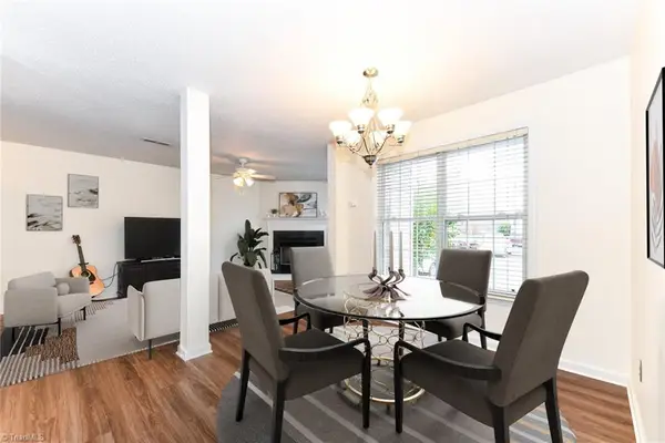 6704 W Friendly Avenue #4D, Greensboro, NC 27410