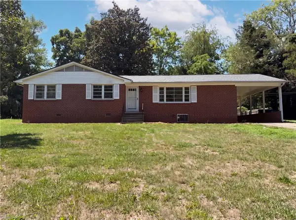 5150 Williamsburg Road, Winston-Salem, NC 27106