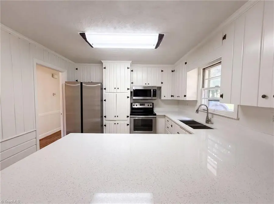 5150 Williamsburg Road, Winston Salem, NC 27106 - #2