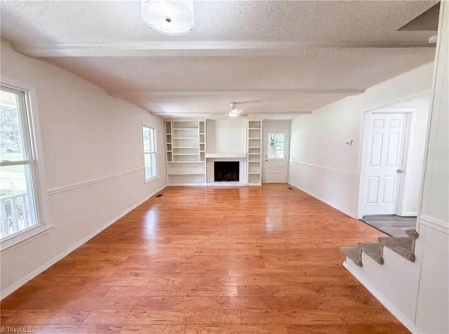 800 Edinburgh Drive, Jamestown, NC 27282 - #3