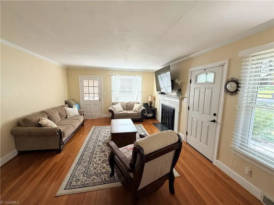 506 E Farriss Avenue, High Point, NC 27262 - #2