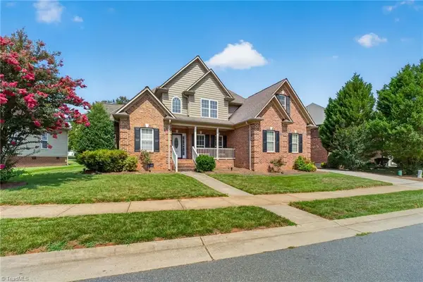 3033 Cameron Village Court, Winston-Salem, NC 27103