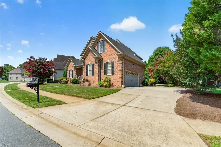 3033 Cameron Village Court, Clemmons, NC 27103 - #3