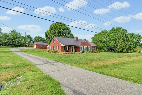 4264 High Point Road, Winston-Salem, NC 27107